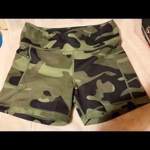 Camo LNT pocket Hustle Shorts
